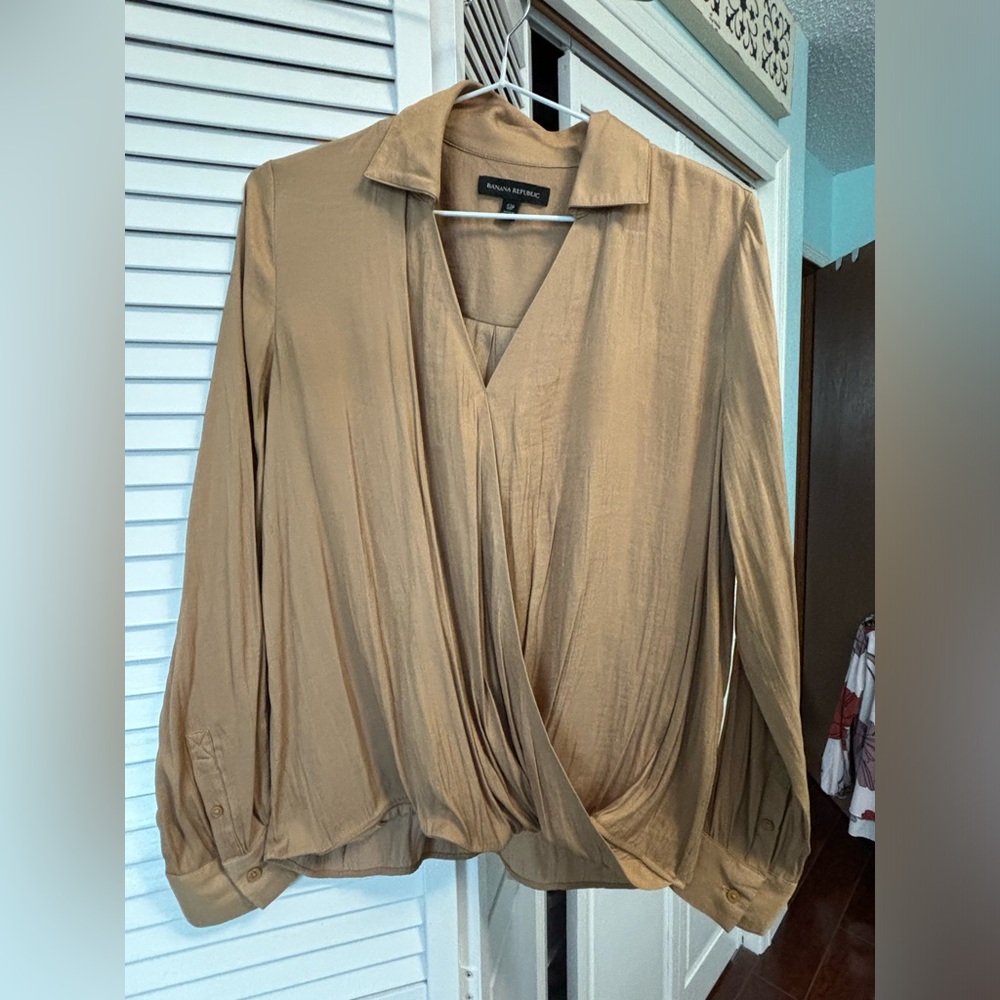 Banana Republic Women's Tan Blouse